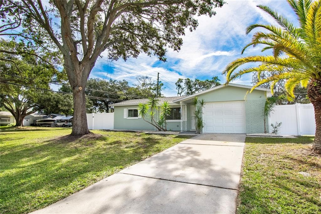 3202 21ST PLACE SW LARGO, FL 33774