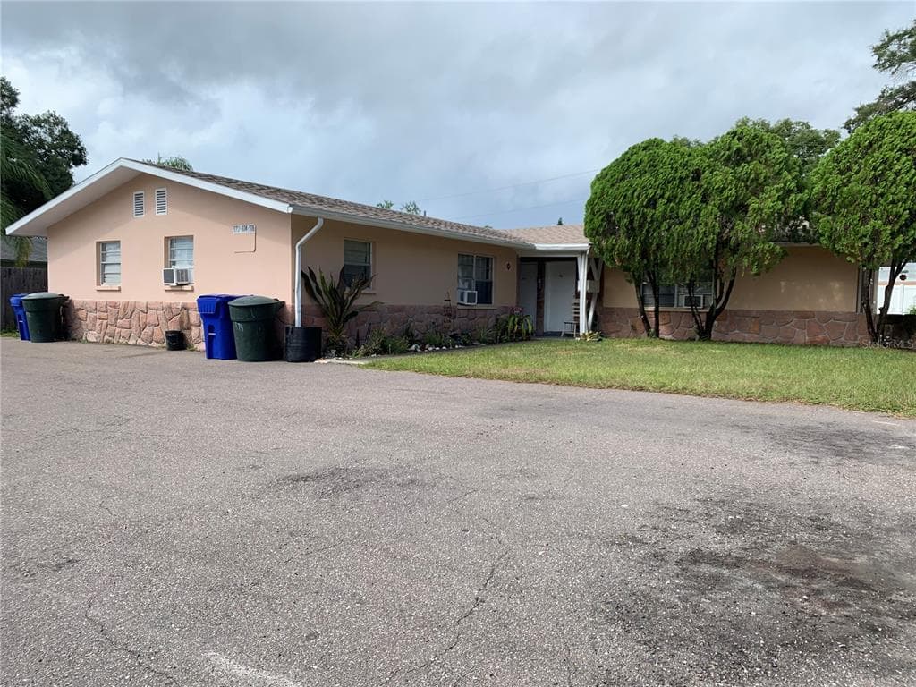 972 SAN CHRISTOPHER DRIVE