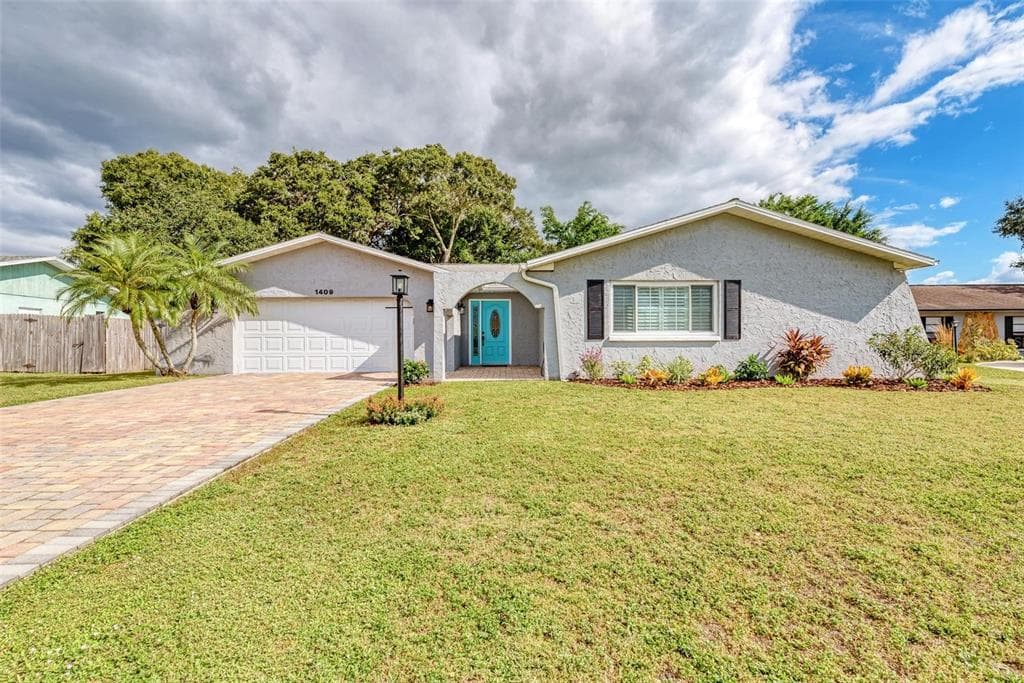 1409 GEORGETOWNE DRIVE SARASOTA, FL 34232