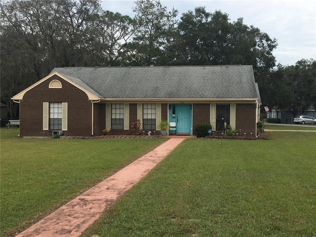 5462 FAIRWAY DRIVE RIDGE MANOR, FL 33523
