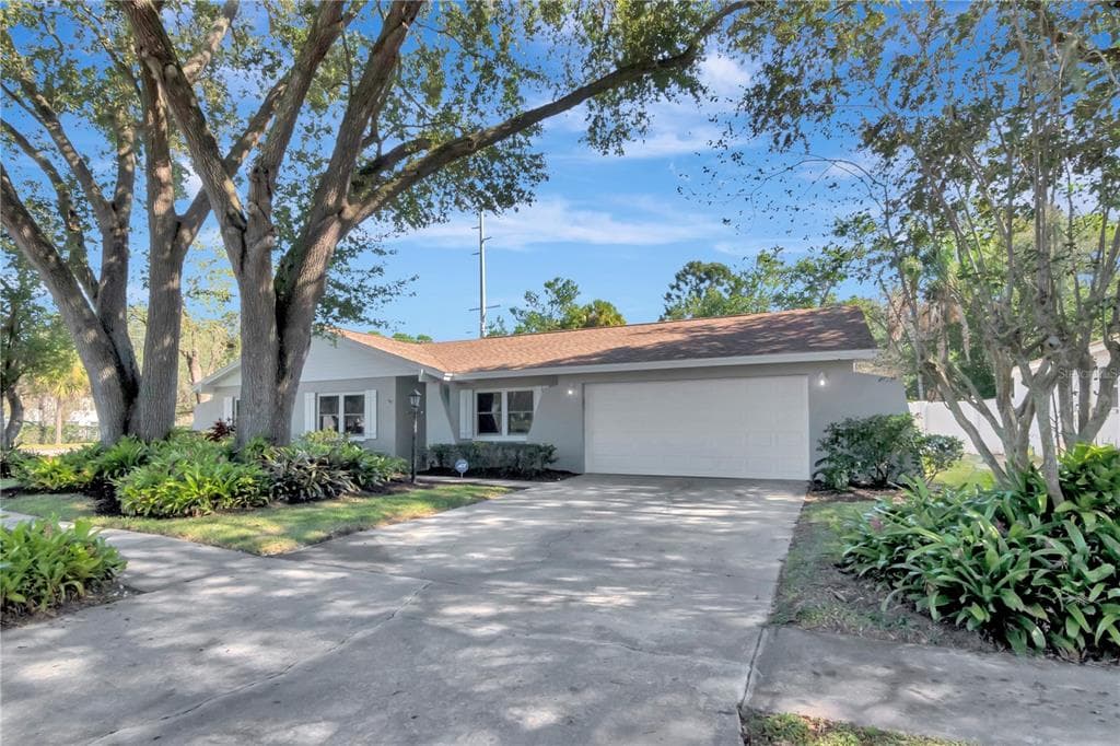 12733 SEBRING BOULEVARD TAMPA, FL 33618