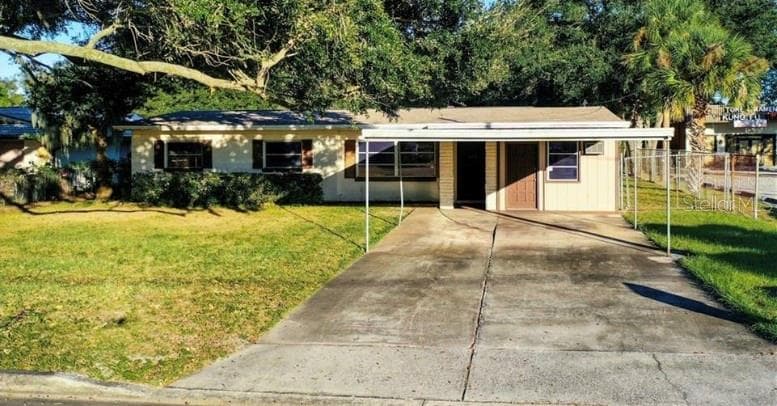 8403 TWIN LAKES BOULEVARD TAMPA, FL 33614