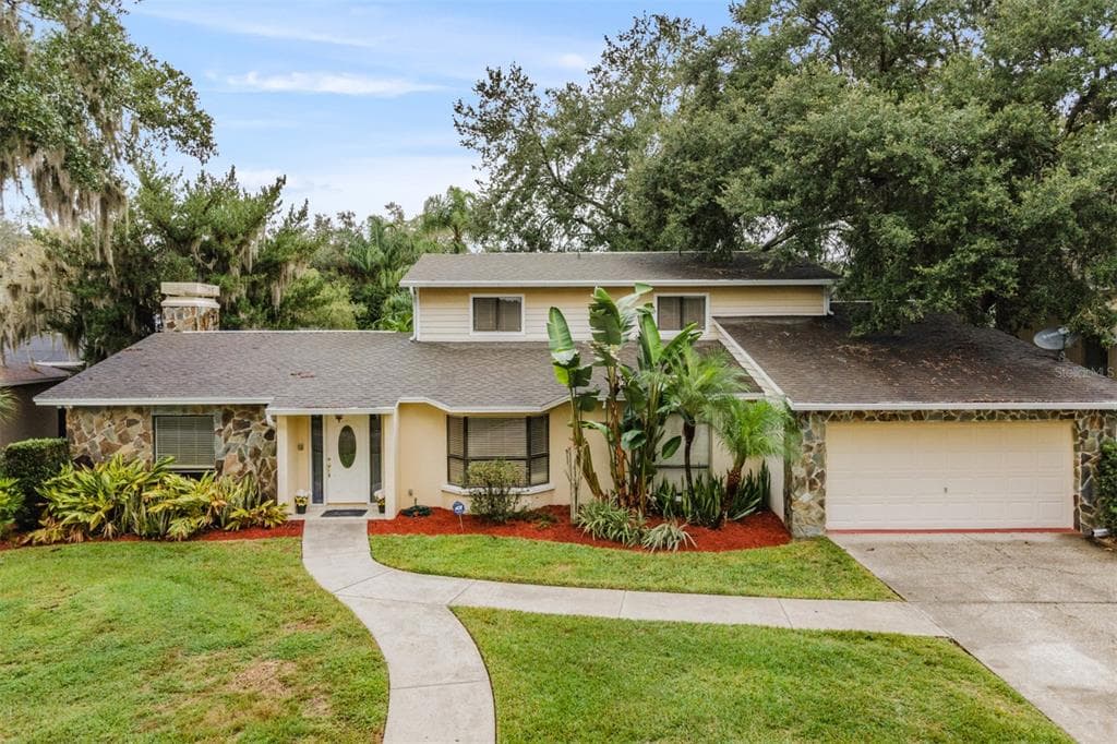 4207 MEADOW HILL DRIVE TAMPA, FL 33618