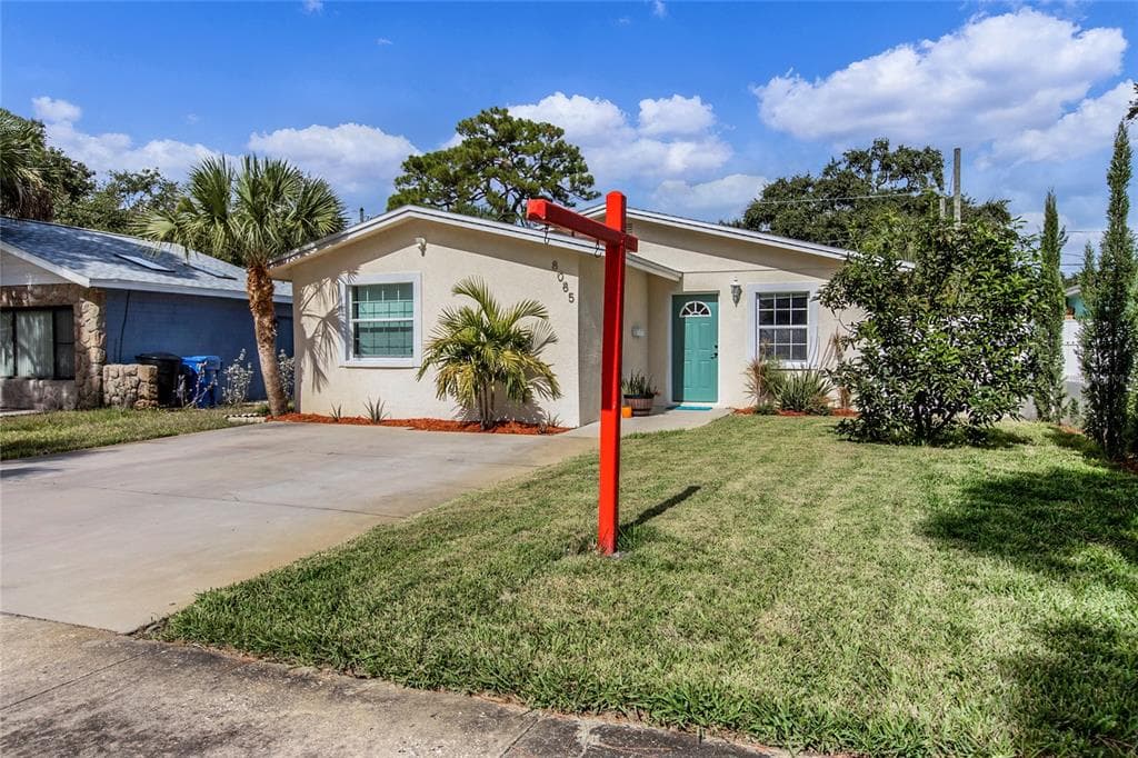 8085 24TH AVENUE N ST PETERSBURG, FL 33710