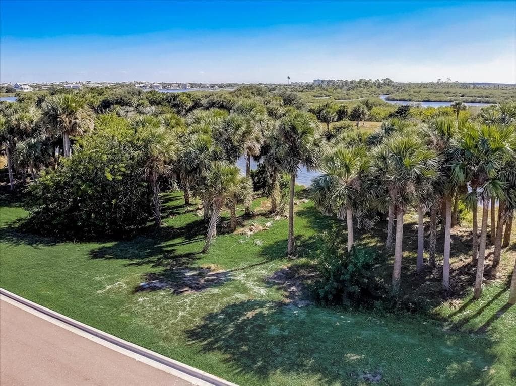 144 SEASIDE POINT FLAGLER BEACH, FL 32136