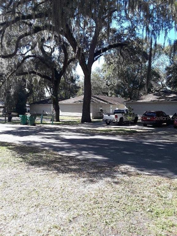4909 5TH STREET ZEPHYRHILLS, FL 33542