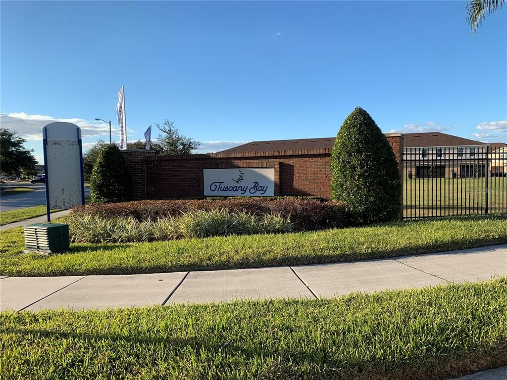 13104 SONOMA BEND PLACE GIBSONTON, FL 33534