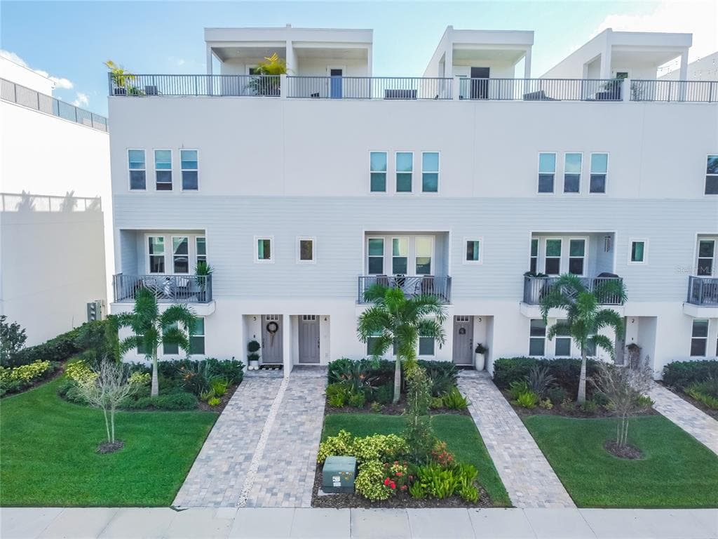 2442 W MISSISSIPPI AVENUE UNIT 4 TAMPA, FL 33629