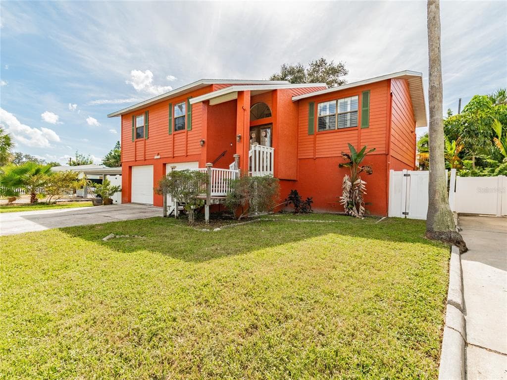 16210 1ST ST E REDINGTON BEACH, FL 33708