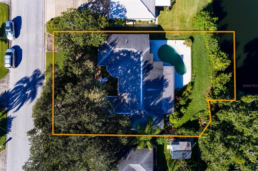 1668 JEFFORDS STREET CLEARWATER, FL 33756