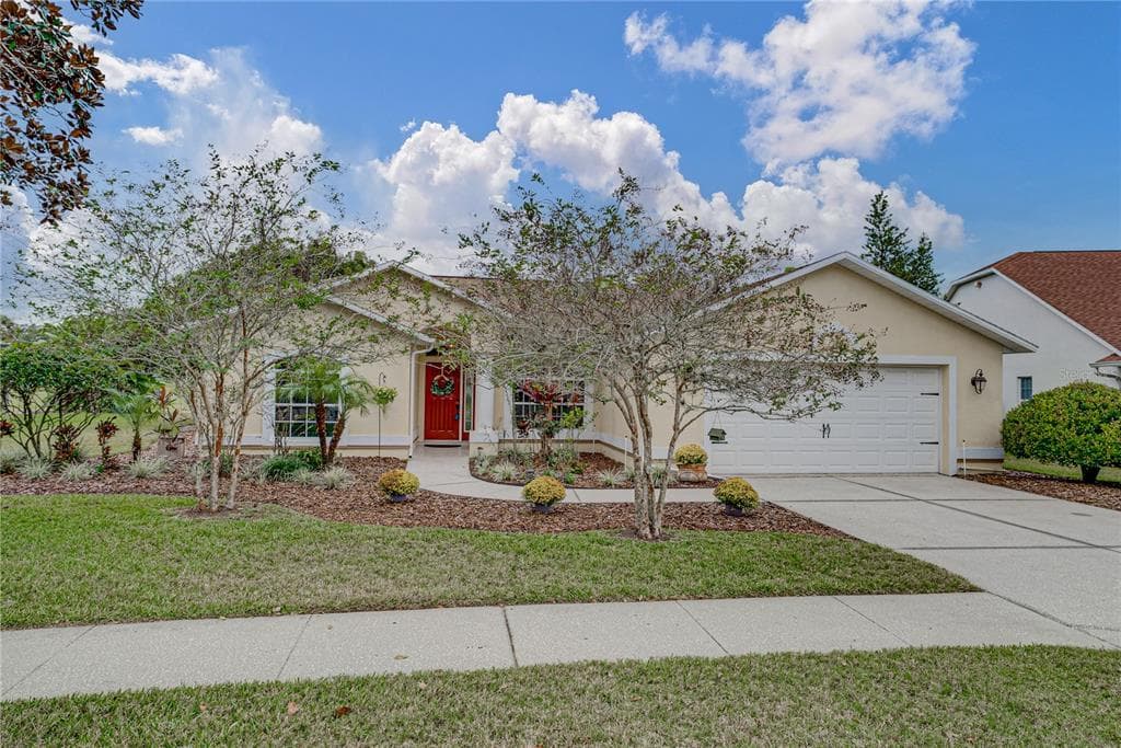 6731 NORTHLAKE DRIVE ZEPHYRHILLS, FL 33542
