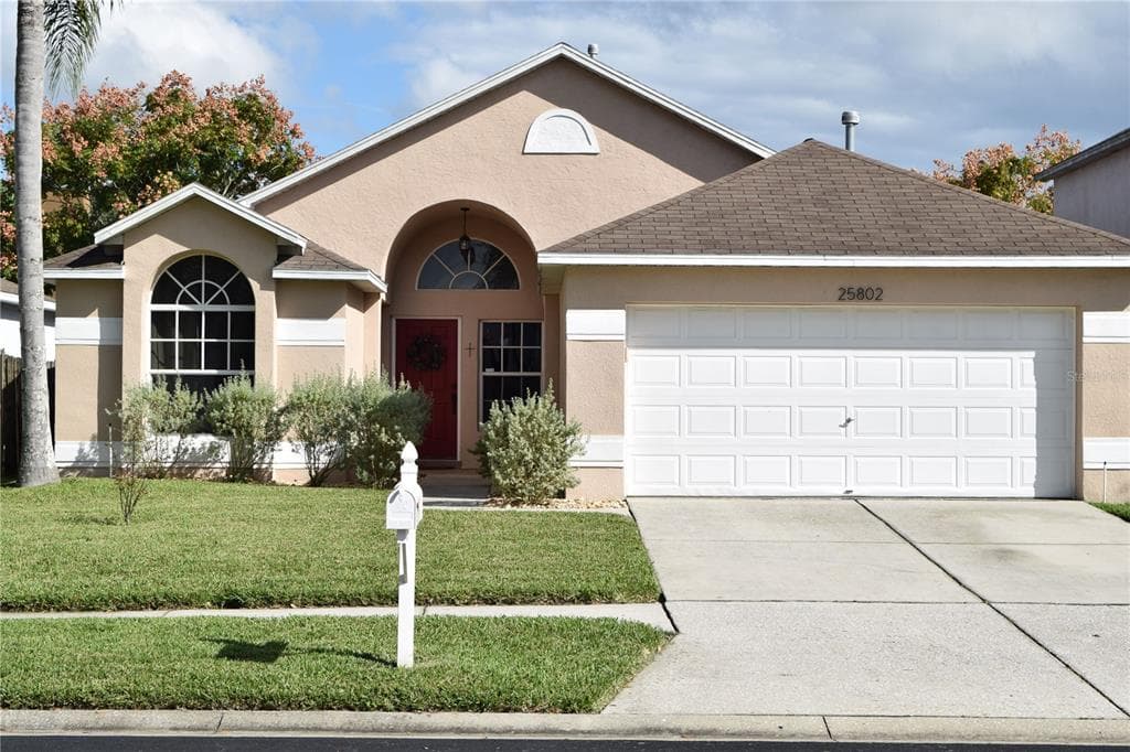 25802 BLOOMSBURY COURT LAND O LAKES, FL 34639