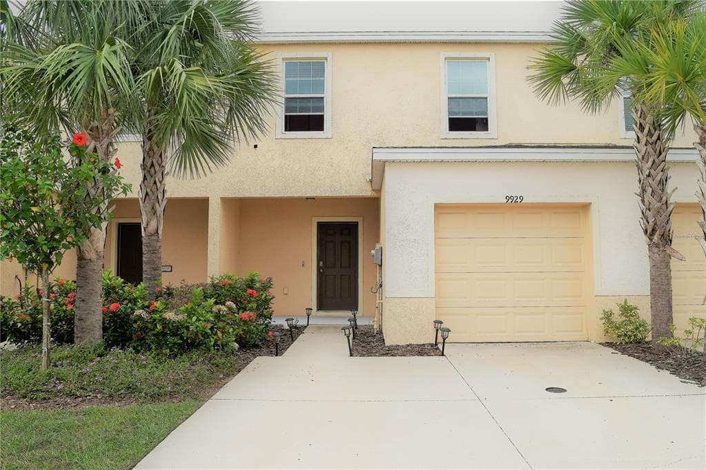 9929 HOUND CHASE DRIVE GIBSONTON, FL 33534
