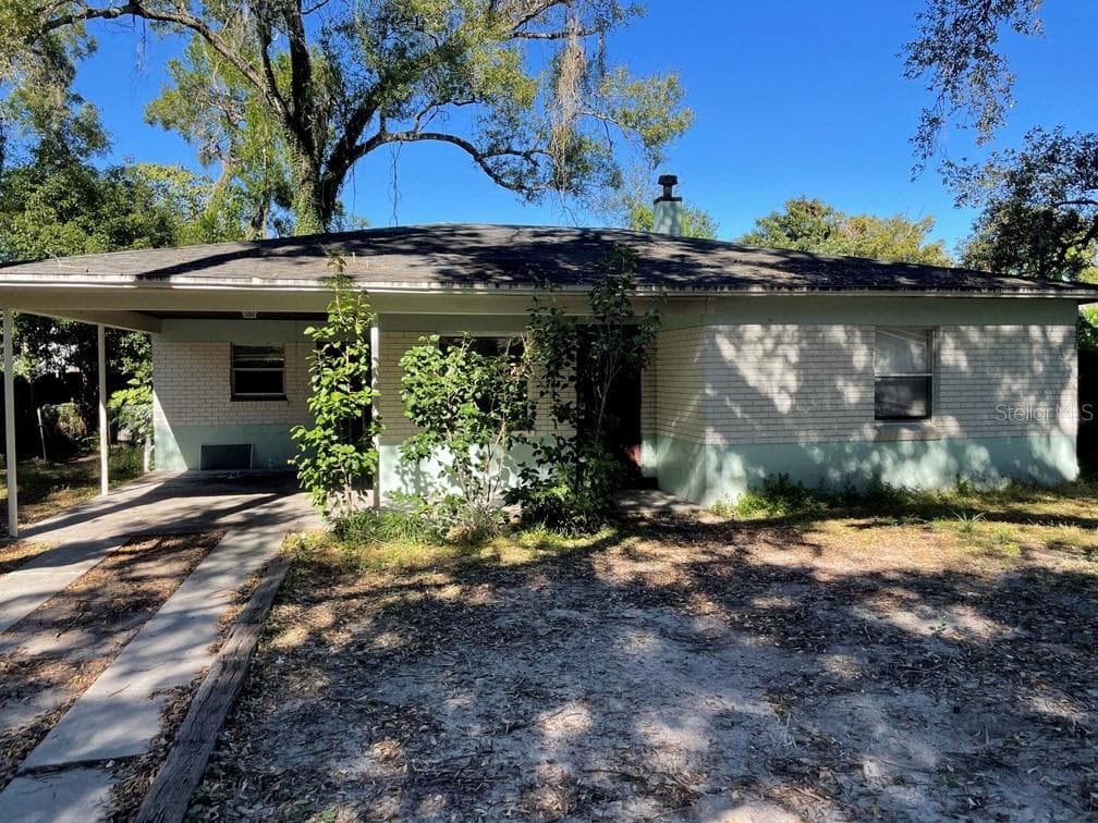 1518 E ELLICOTT STREET TAMPA, FL 33610