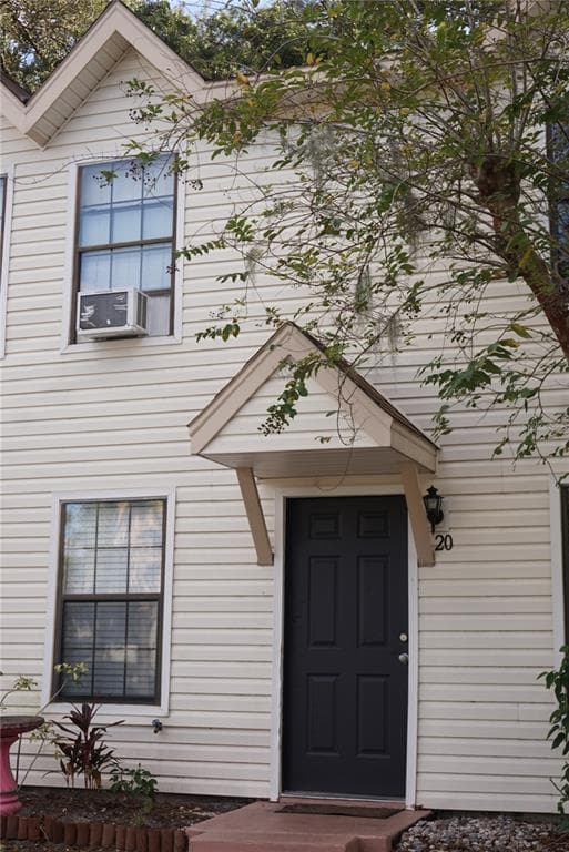 2302 MAKI ROAD UNIT 20 PLANT CITY, FL 33563