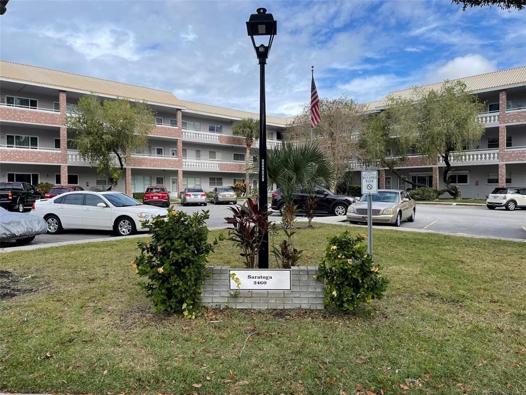 2460 PERSIAN DRIVE UNIT 52 CLEARWATER, FL 33763