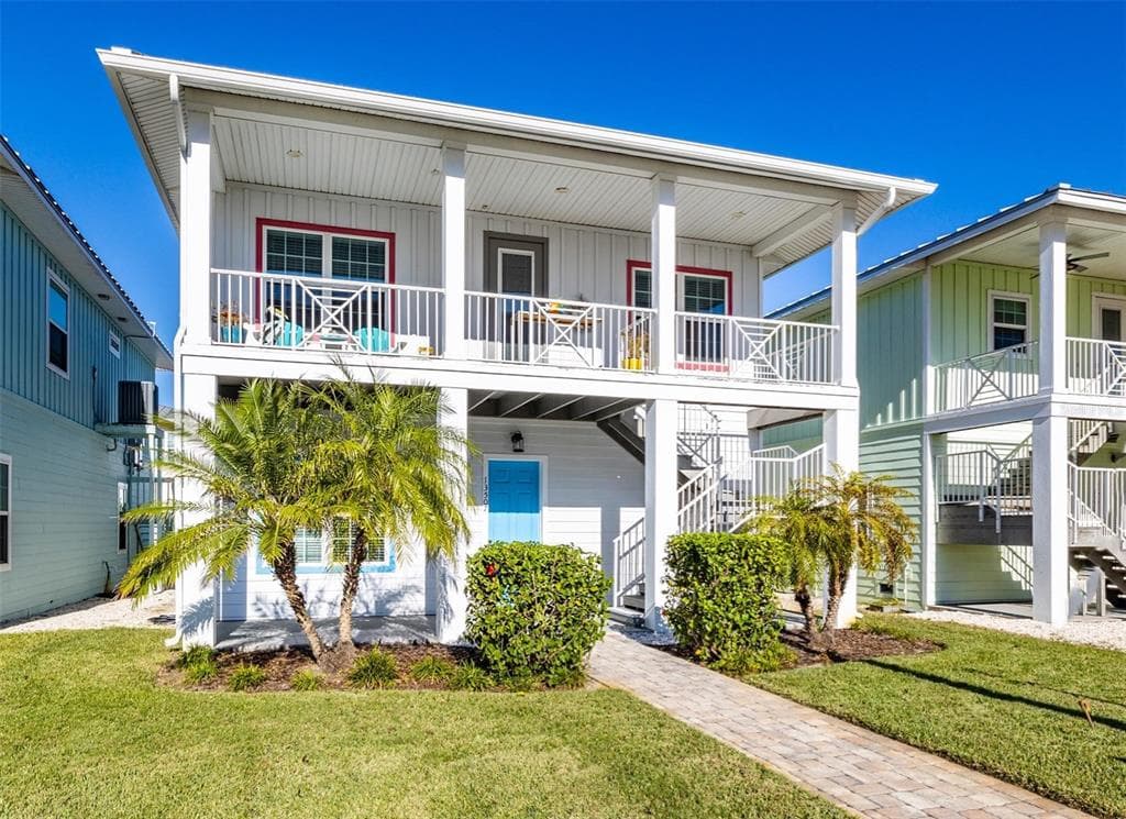 13507 GULF BOULEVARD MADEIRA BEACH, FL 33708