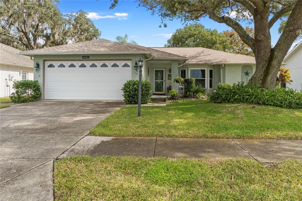 4942 SANDPOINTE DRIVE NEW PORT RICHEY, FL 34655