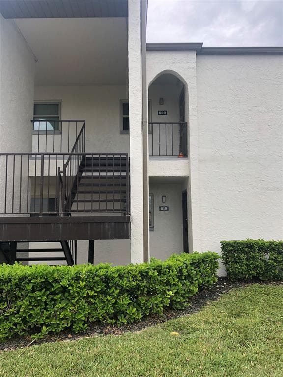 7701 STARKEY ROAD UNIT 620 SEMINOLE, FL 33777