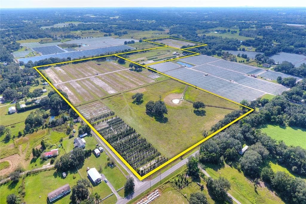 4919 W KNIGHTS GRIFFIN ROAD PLANT CITY, FL 33565