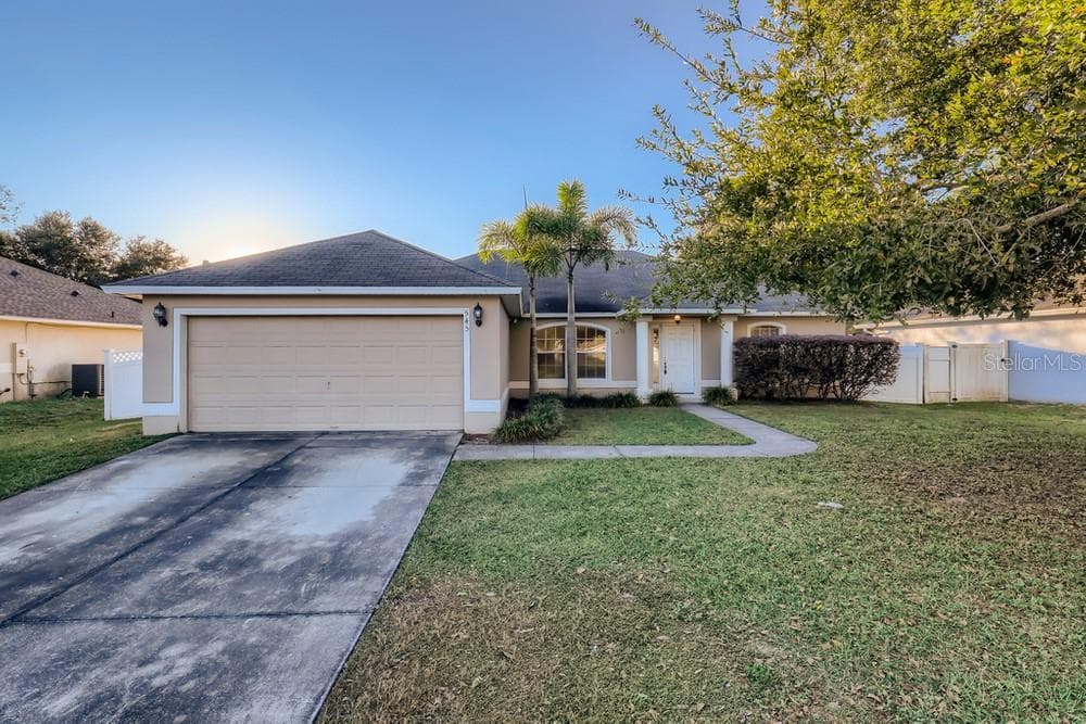 545 TIMBER RUN LANE GROVELAND, FL 34736