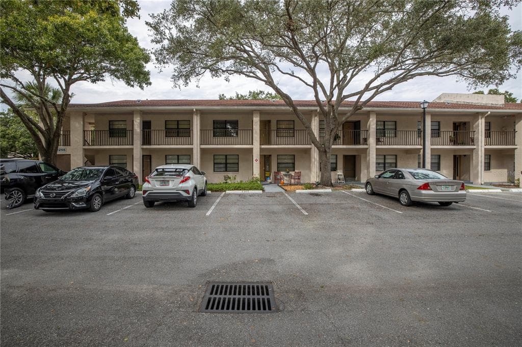 2255 62ND AVENUE N UNIT 2202 ST PETERSBURG, FL 33702
