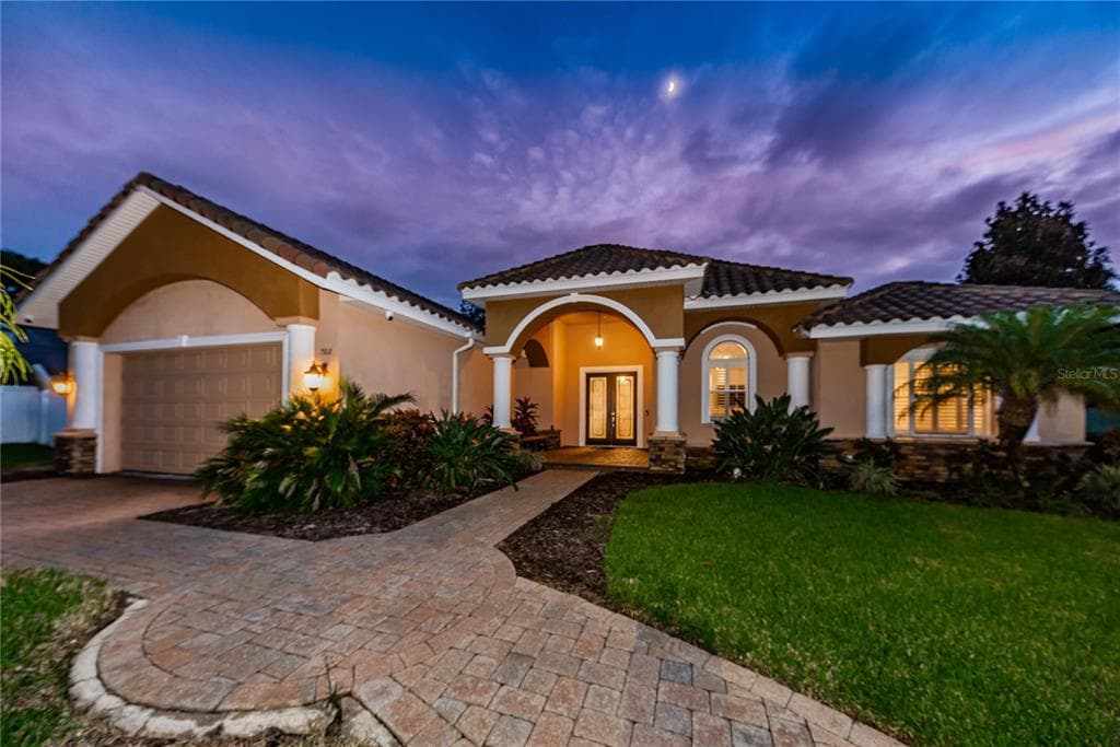 1502 RIVER COURT TARPON SPRINGS, FL 34689
