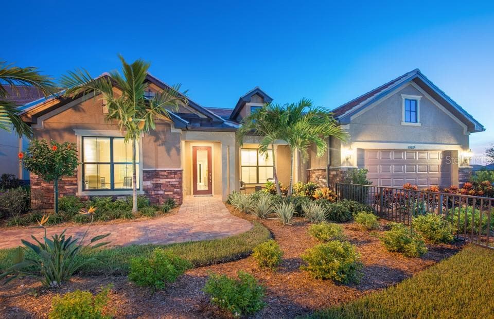 13639 SALINAS STREET VENICE, FL 34293