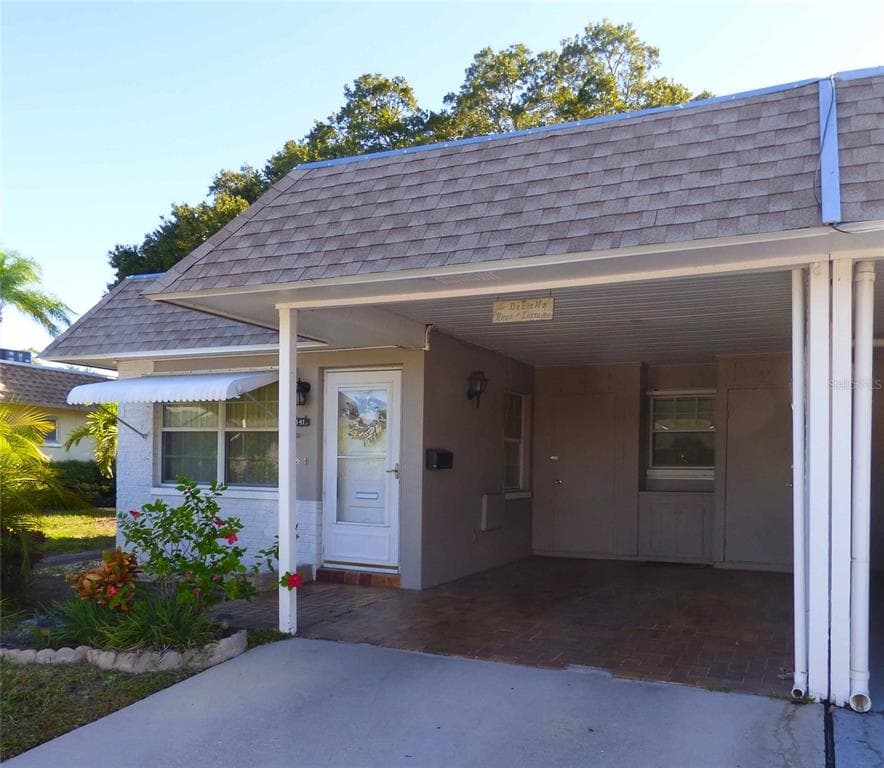 141 PORTREE DRIVE DUNEDIN, FL 34698
