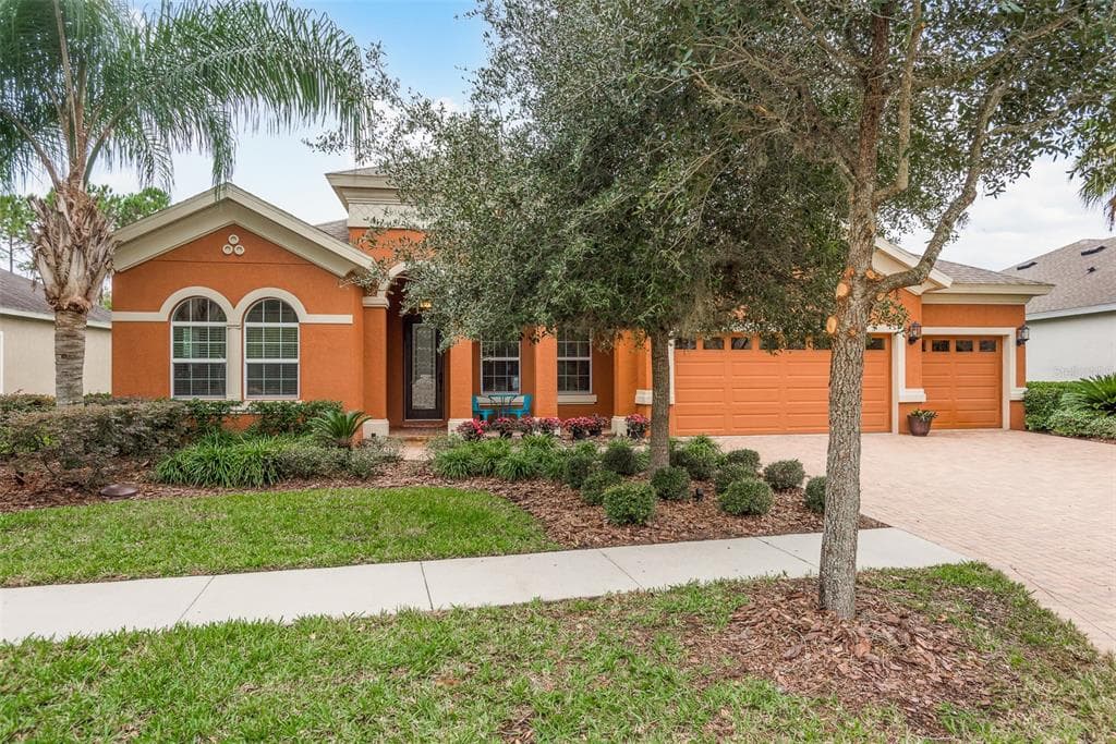 32100 SUMMERGLADE DRIVE WESLEY CHAPEL, FL 33545