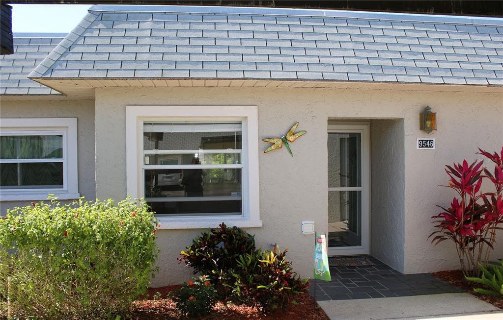 9546 MIDIRON COURT NEW PORT RICHEY, FL 34655