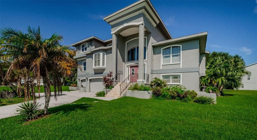 2103 SANDPIPER POINTE COURT TARPON SPRINGS, FL 34689