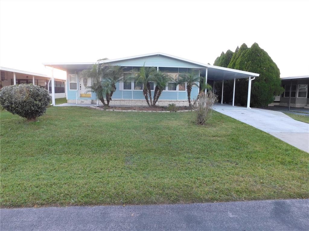 5727 APACHE STREET ZEPHYRHILLS, FL 33542