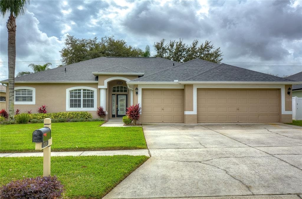 2820 DUNCAN TREE CIRCLE VALRICO, FL 33594