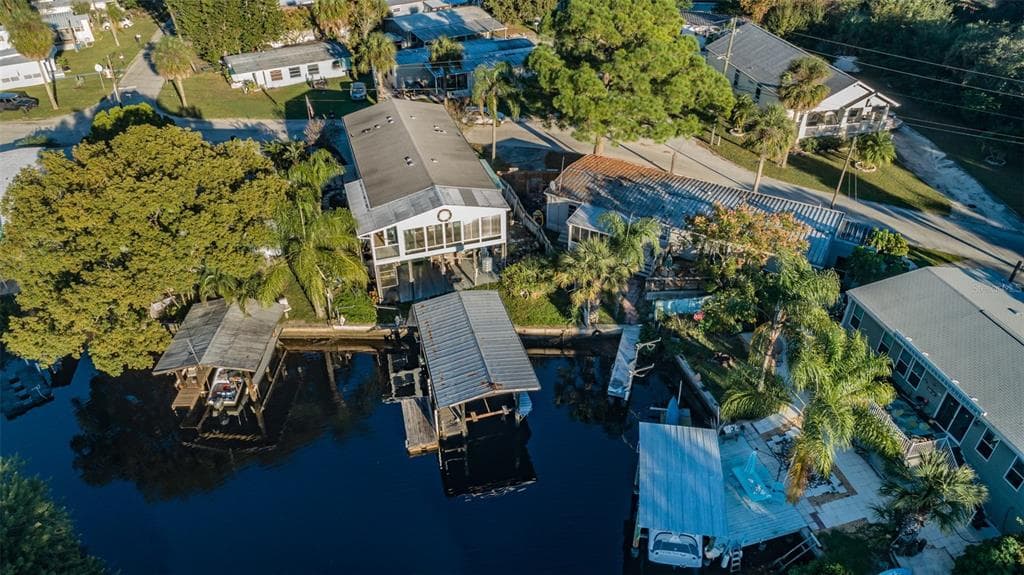 507 RIVERVIEW LANE TARPON SPRINGS, FL 34689