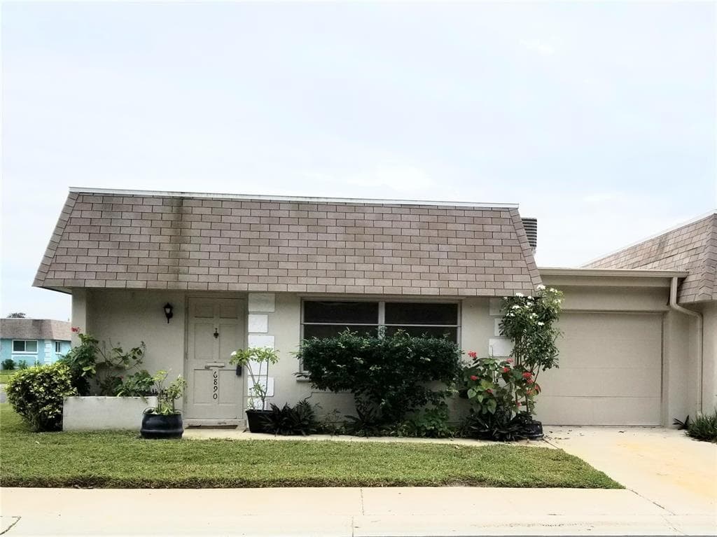 6890 LAFAYETTE N UNIT 9 PINELLAS PARK, FL 33781
