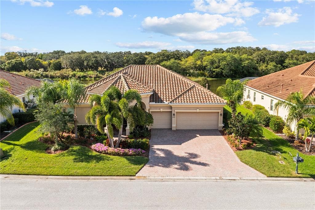 8288 BARTON FARMS BOULEVARD SARASOTA, FL 34240