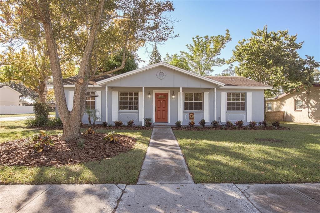 3302 W BURKE STREET TAMPA, FL 33614