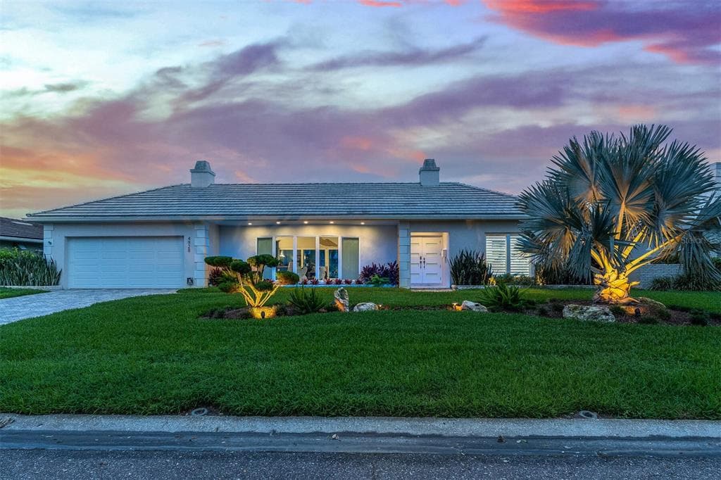 4928 61ST AVENUE S ST PETERSBURG, FL 33715