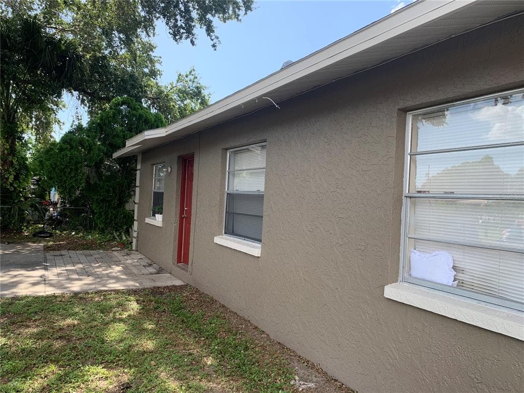 416 40TH STREET E PALMETTO, FL 34221