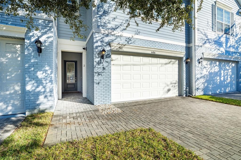 606 S LINCOLN AVENUE UNIT 2 TAMPA, FL 33609