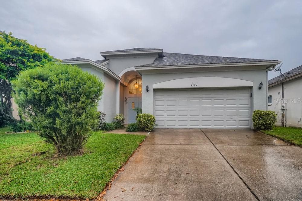 2100 EMERALD GREEN CIRCLE OVIEDO, FL 32765