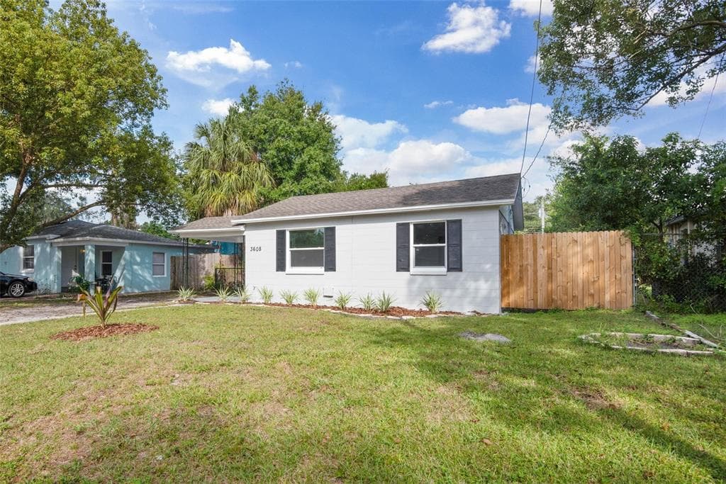 3608 E 33RD AVENUE TAMPA, FL 33610