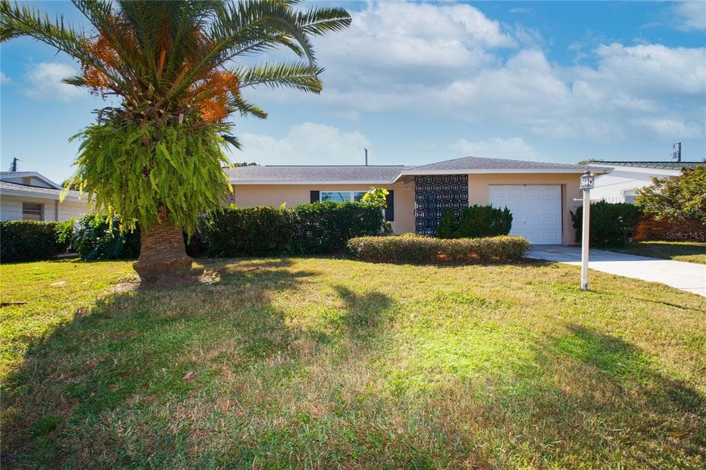 11372 72ND TERRACE SEMINOLE, FL 33772