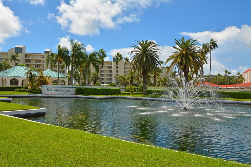 7963 SAILBOAT KEY BOULEVARD S UNIT 401 SOUTH PASADENA, FL 33707