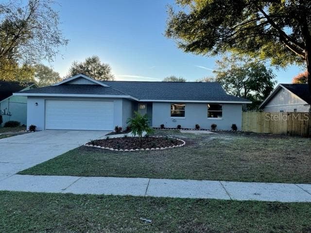 817 BLACK KNIGHT DRIVE VALRICO, FL 33594