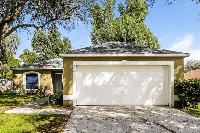 2070 KEY LIME STREET OCOEE, FL 34761