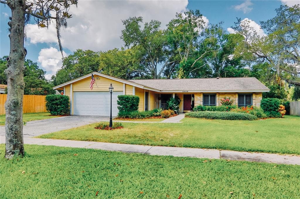 10604 ORANGE GROVE DRIVE TAMPA, FL 33618