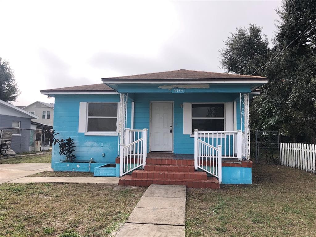2534 W WALNUT STREET TAMPA, FL 33607