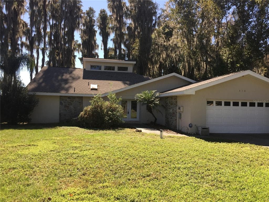 318 DEER COVE LANE LUTZ, FL 33548